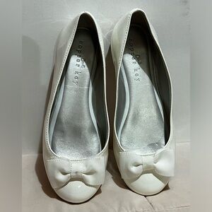 Copper Key girls white shoes